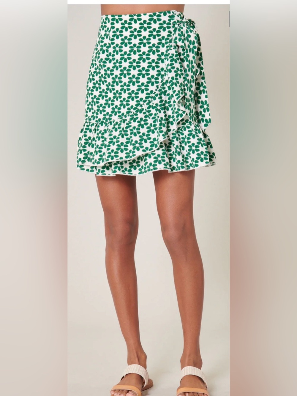 Sugar Lips Floral Wrap Mini Skirt Green White Ruffle Tie Waist Boho Size Small